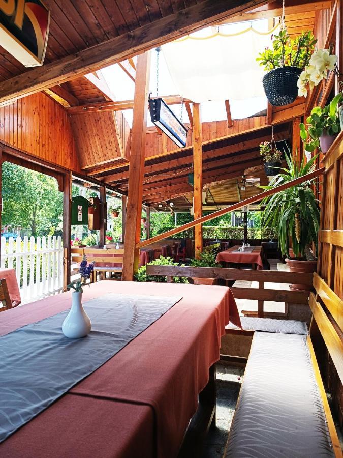 Janika Pension 본보야크바세기 외부 사진